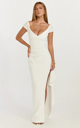 Skye Maxi Dress - V Shaped Neckline Short Sleeve Dress in White