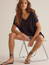 Rane Oversized V-Neck Tee