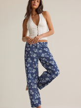 Carrie Floral Boyfriend Jean