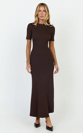 Lanie Midi Dress - Knitted Crew Neck Short Sleeve Dress in Chocolate