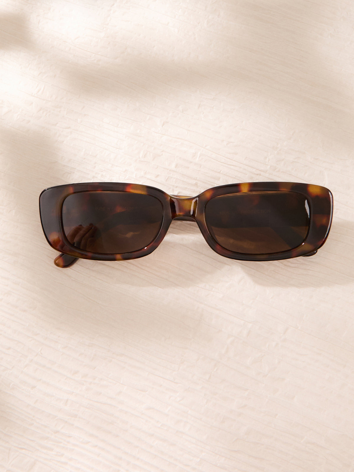 Versailles Clover Sunnies