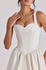 ivory sweetheart neckline bridal gown