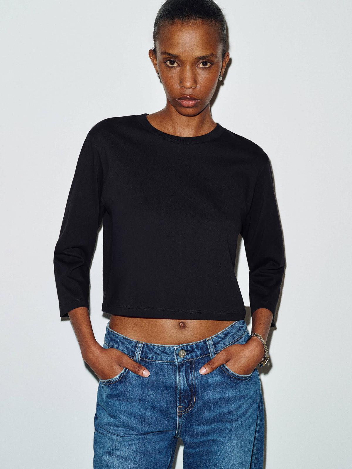 Lewis Tee