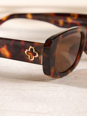 Versailles Clover Sunnies